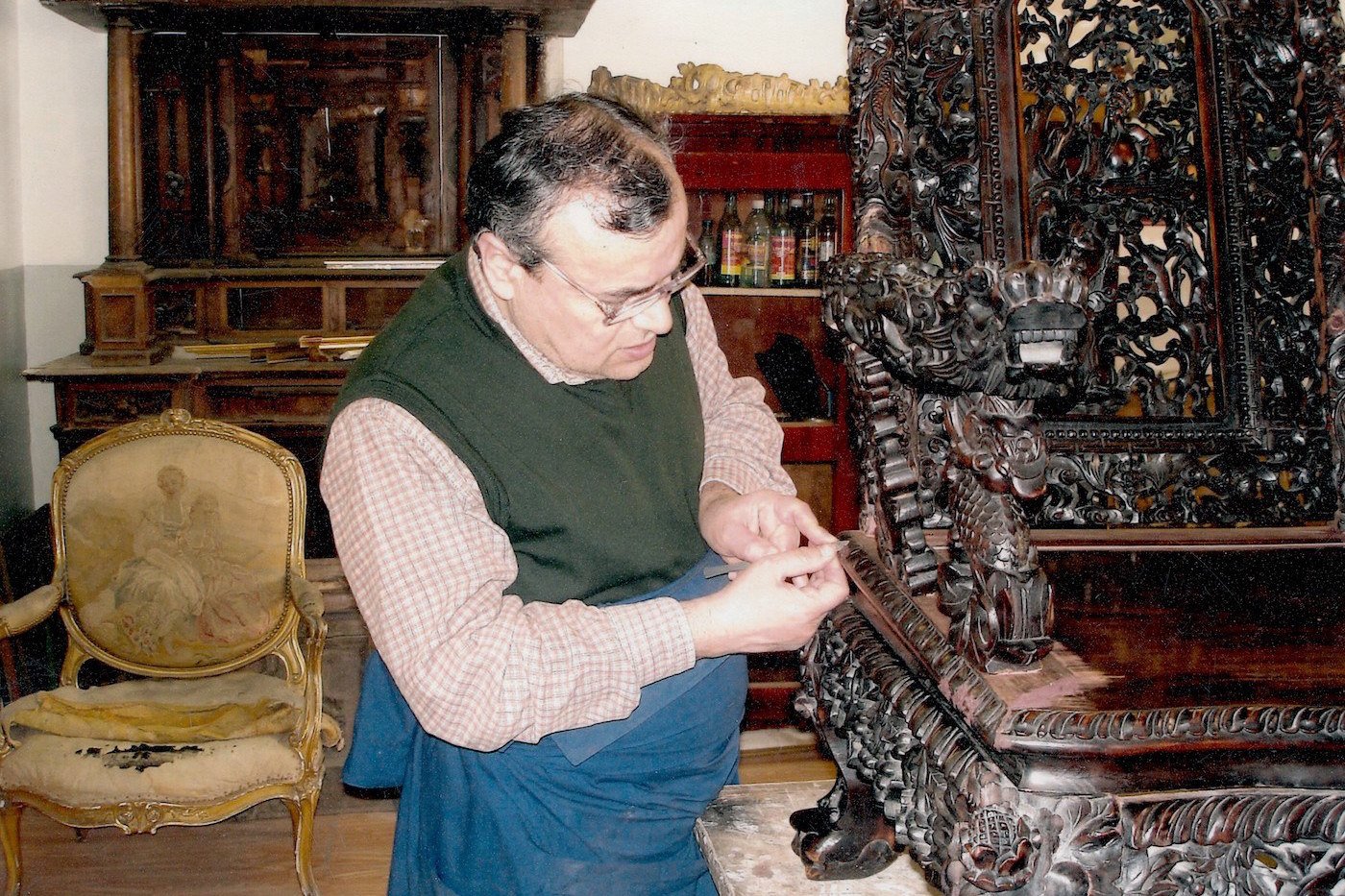 3-generations-of-art-restoration-anga-fine-art